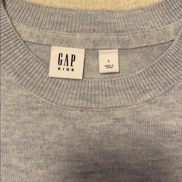GAP brand lightweight sweater for girls - Picture 2 of 3